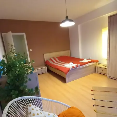 Apartment Central Bright And Cozy Sofia
