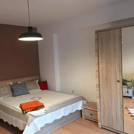Central Bright And Cozy Apartment *